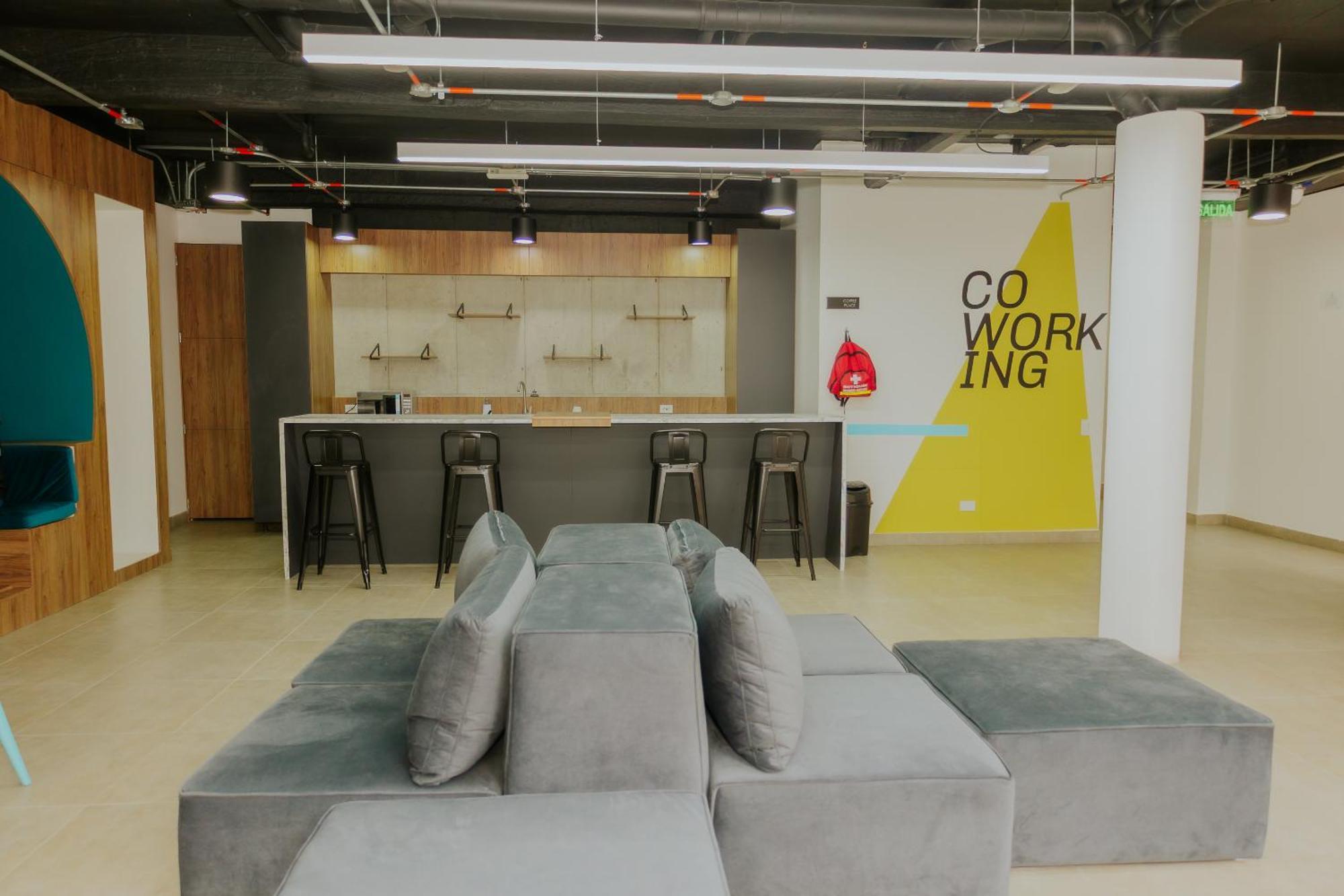 Moderno Estudio Con Gimnasio, Terraza Y Coworking En Bogotá
