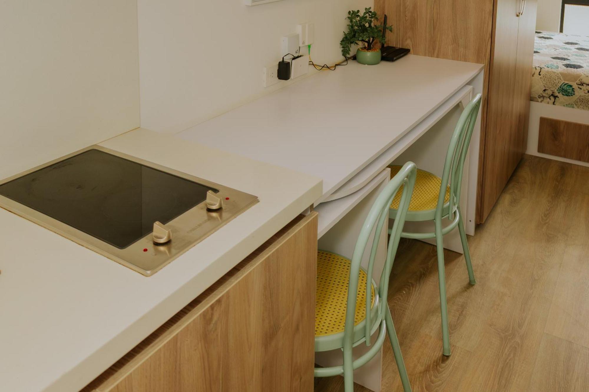 Moderno Estudio Con Gimnasio, Terraza Y Coworking En