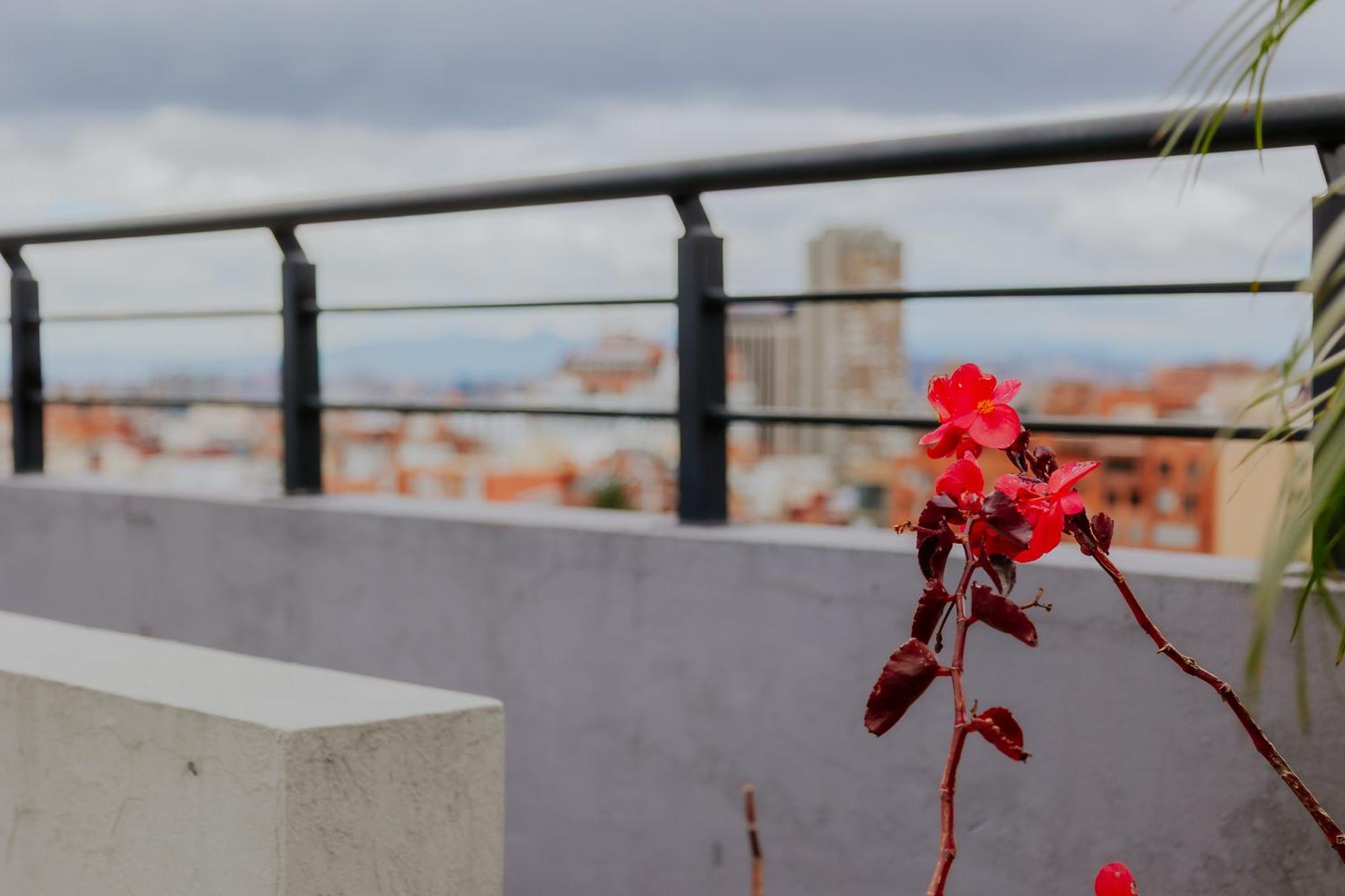 Moderno Estudio Con Gimnasio, Terraza Y Coworking En Bogotá